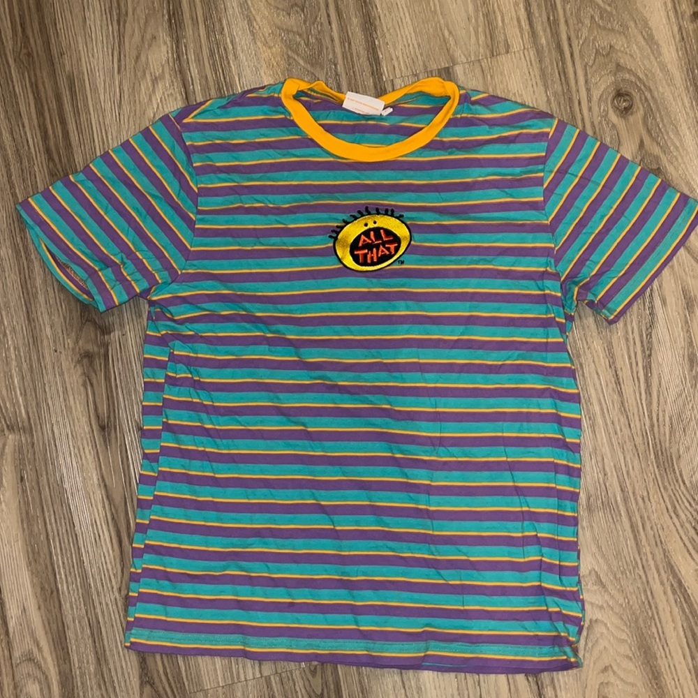ALL THAT men’s short sleeve tee